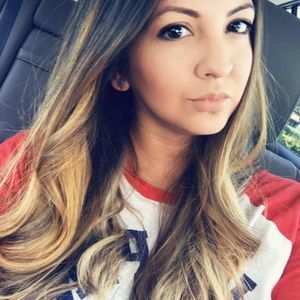 Meet your Posher, Gabriela